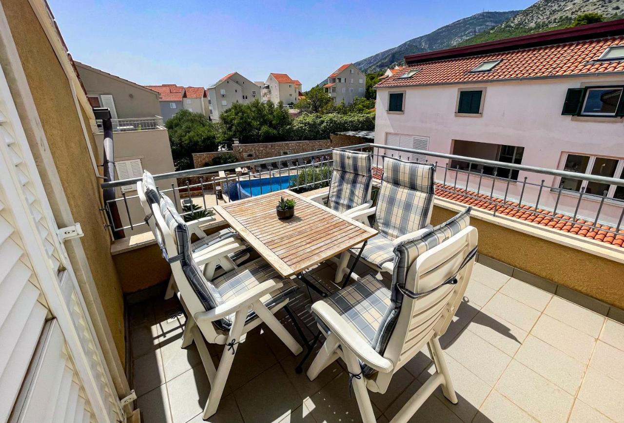 Perla Apartments Bol Buitenkant foto